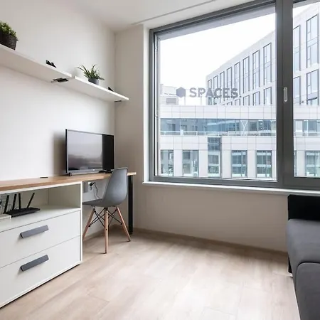 Central Tiny Flat, 1Gb Wifi, Smart Tv, Air Condition Prague Exterior photo